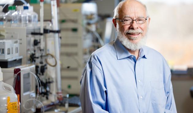 Portrait of Kevin Campbell in his lab